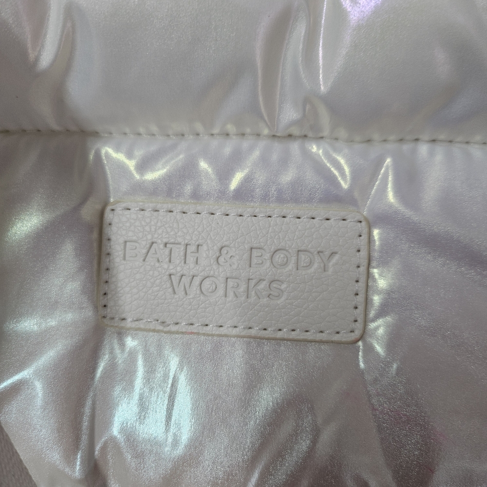 Bath & Body Works Pearlescent White Tote Bags - Picture 4 of 5
